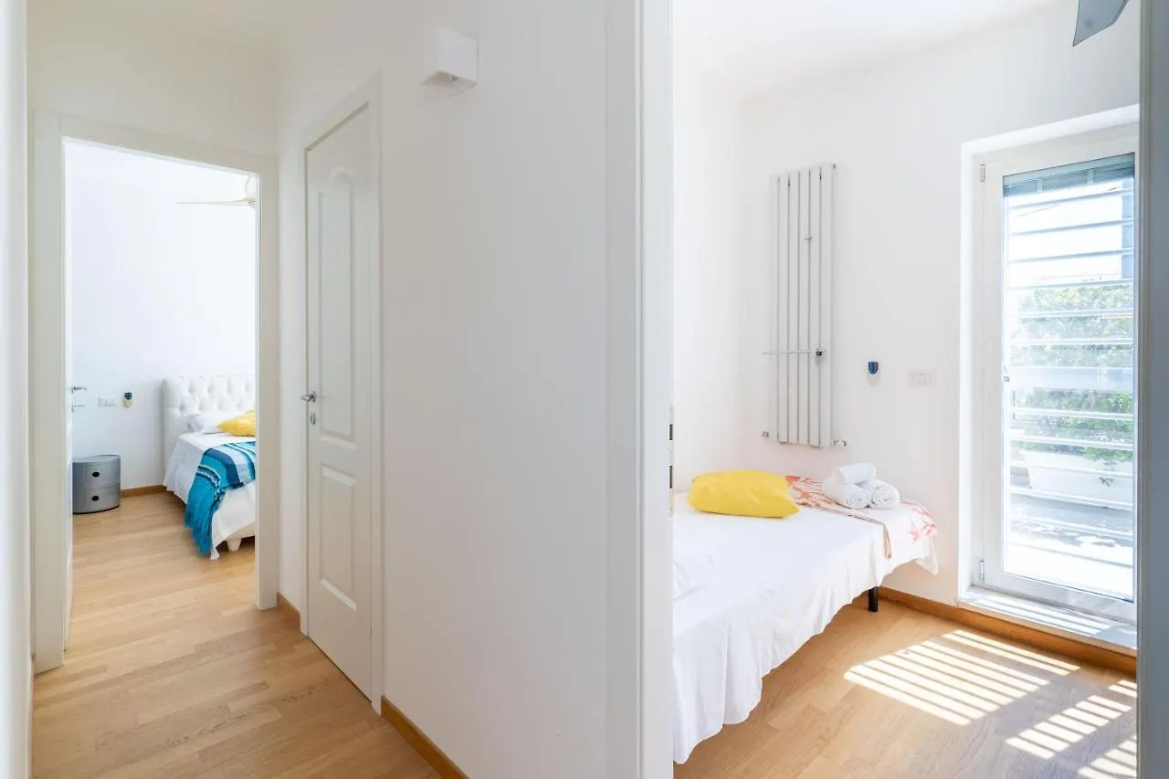 Villa Armida Bari 0*,