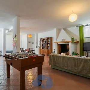 Apartment Airport House, Bari